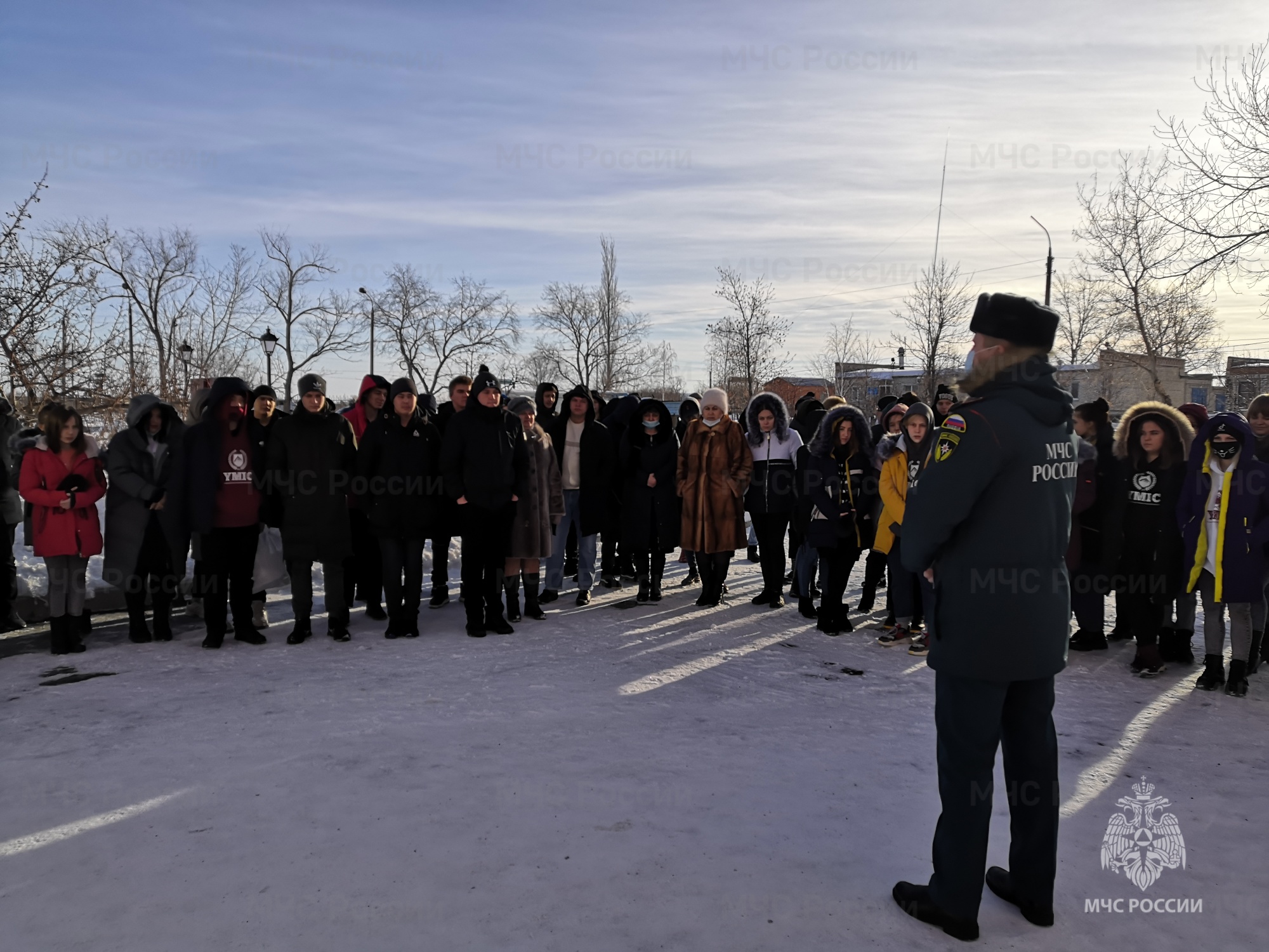 В Горно-технологическом техникуме г. Ясный прошел противопожарный  инструктаж - Новости - Главное управление МЧС России по Оренбургской области