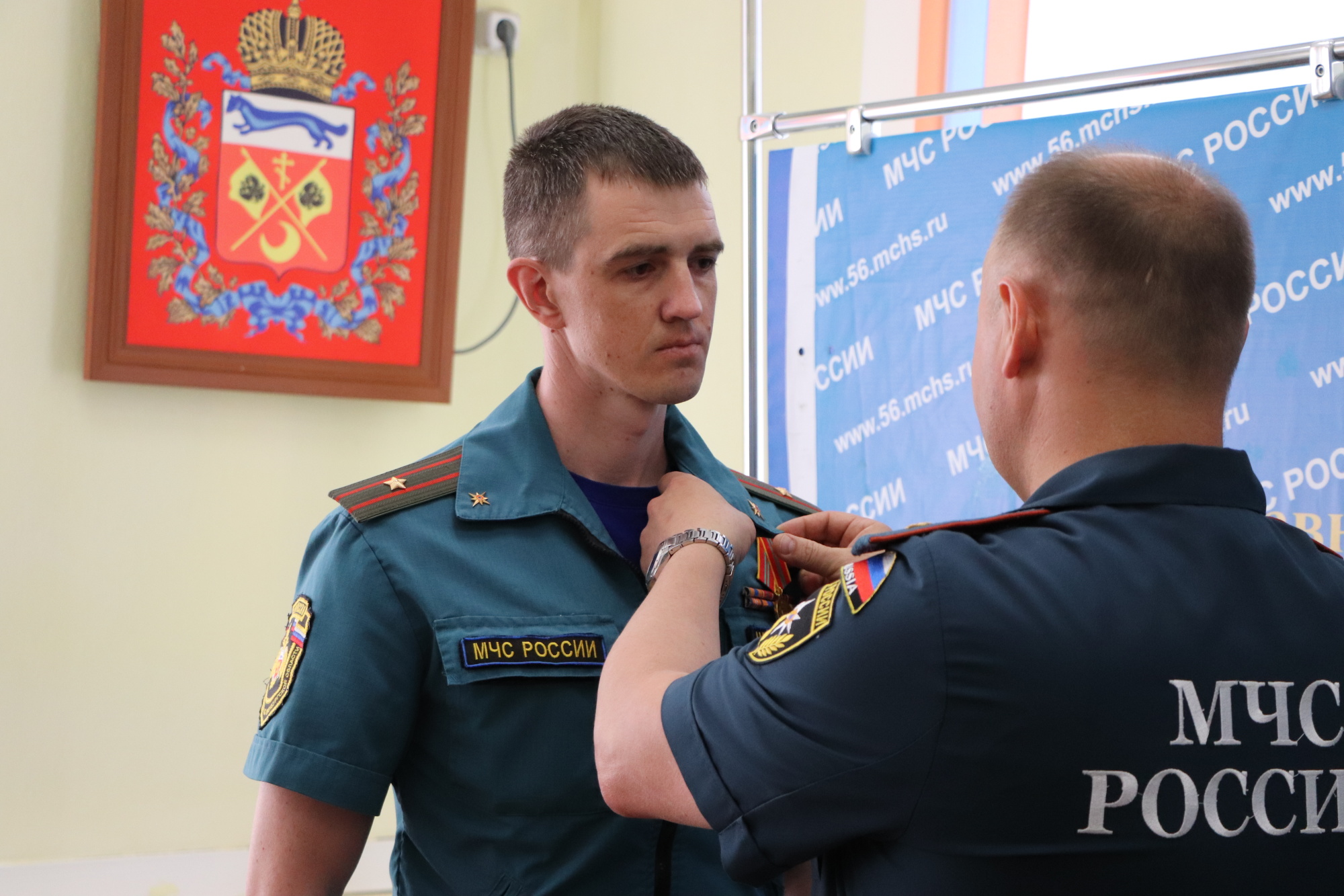 В рамках аппаратного совещания состоялось традиционное вручение наград -  Новости - Главное управление МЧС России по Оренбургской области